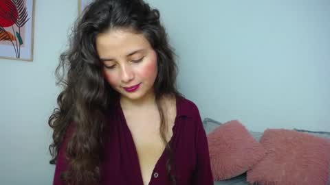 Lily see u on december 2 online show from 17, 12, 2024