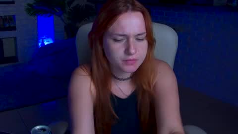 lisa_elfy online show from 17, 9, 2025