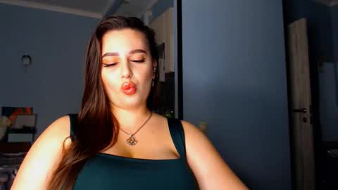 lisa_lady_golden online show from 2, 10, 2025