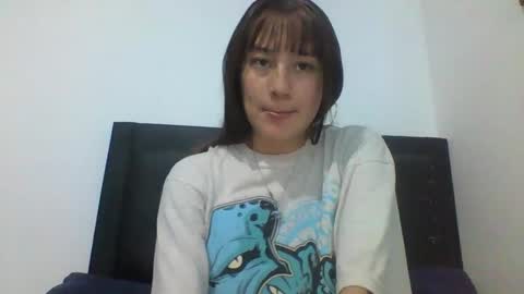 Snapshot of lisa_roberths chatting on 20, 2, 2025 Lisa Roberths online show from 20, 2, 2025