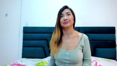 lisa white  online show from 6, 3, 2025