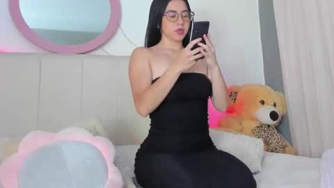 Snapshot of lisaa_a chatting on 2, 2, 2025 Lisa online show from 2, 2, 2025