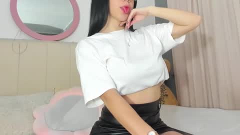 Snapshot of lisaa_a chatting on 1, 3, 2025 Lisa online show from 1, 3, 2025