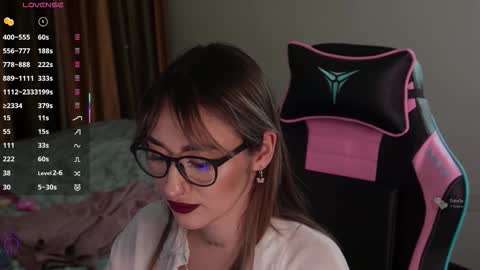 Snapshot of lisamayson chatting on 28, 10, 2025   LISA   online show from 28, 10, 2025