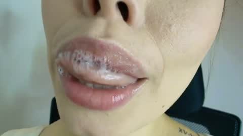 Snapshot of lisbet_21x chatting on 20, 10, 2025 Lisbet online show from 20, 10, 2025