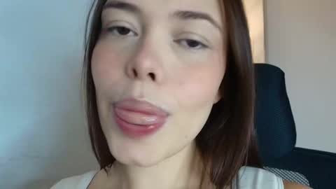 Snapshot of lisbet_21x chatting on 21, 10, 2025 Lisbet online show from 21, 10, 2025