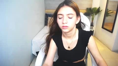 Liseth Fox online show from 6, 12, 2024