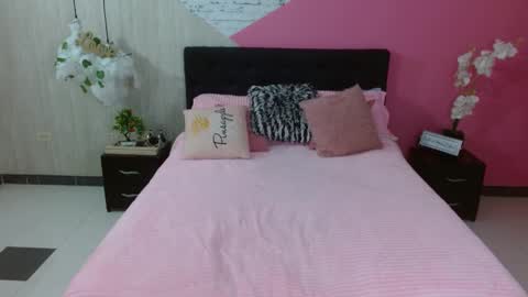 Snapshot of liss_greys1 chatting on 11, 3, 2025 liss online show from 11, 3, 2025