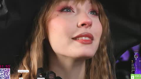 your Liza again. Next stream Dec. 1  at 2 or 3  GMT online show from 31, 10, 2025