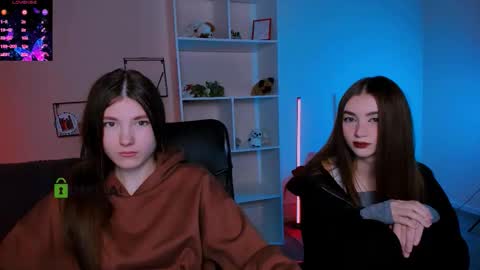 Snapshot of lissa_night chatting on 13, 10, 2025 lissa_night online show from 13, 10, 2025