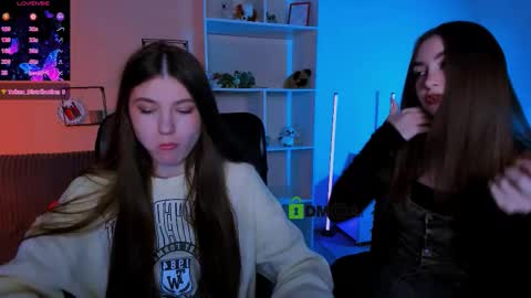 Snapshot of lissa_night chatting on 14, 10, 2025 lissa_night online show from 14, 10, 2025