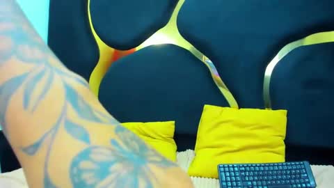 Snapshot of lissandjohnson chatting on 11, 10, 2025 LISSA JHONS online show from 11, 10, 2025