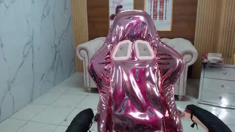 lissandra_s online show from 8, 10, 2025