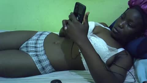 Snapshot of lisssa01 chatting on 23, 9, 2025 lisssa01 online show from 23, 9, 2025