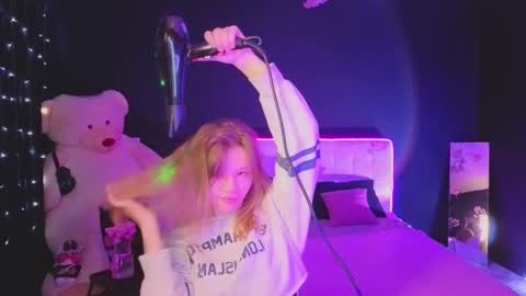 Lena online show from 26, 11, 2025