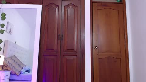 litleslut_ online show from 4, 2, 2025