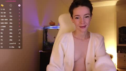 Alisa online show from 10, 10, 2025