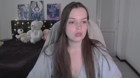 Snapshot of little__flowers chatting on 20, 9, 2025 little__flowers online show from 20, 9, 2025