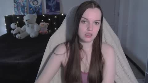 little__flowers online show from 6, 1, 2026