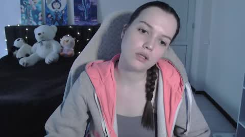 little__flowers online show from 15, 1, 2026