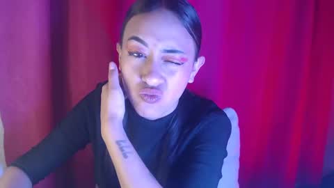 Snapshot of little_aphrodite2 chatting on 1, 11, 2025 Aliciaparaisss online show from 1, 11, 2025