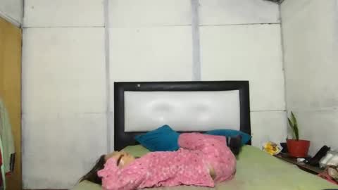 Snapshot of little_devil_diablita90 chatting on 10, 10, 2025 Diablita online show from 10, 10, 2025