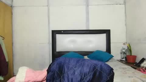 Snapshot of little_devil_diablita90 chatting on 18, 10, 2025 Diablita online show from 18, 10, 2025