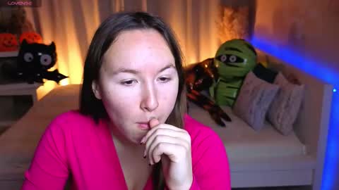 Alexandra online show from 17, 10, 2025