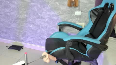 Snapshot of little_lili19 chatting on 22, 1, 2025 Lili online show from 22, 1, 2025