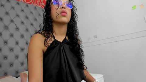little_lilith_apple online show from 23, 12, 2024