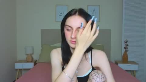 little_mollee online show from 25, 9, 2025