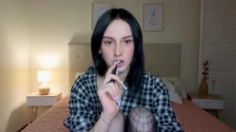 little_mollee online show from 1, 10, 2025