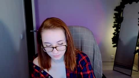 little_pretty_woman online show from 20, 2, 2025