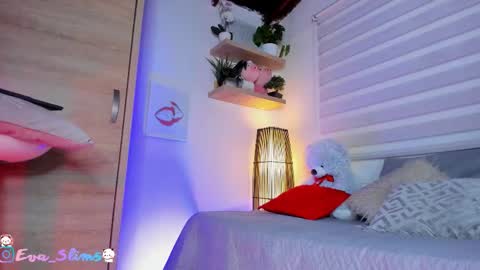 Snapshot of little_red_18 chatting on 20, 2, 2026 Eva online show from 20, 2, 2026