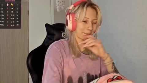 Lana online show from 8, 10, 2025