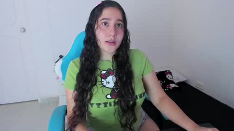 Laire  online show from 16, 12, 2025