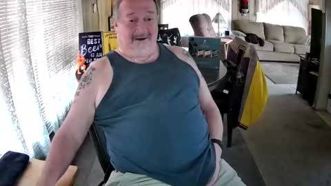 Littled83057 online show from 15, 3, 2026