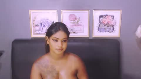 littleindianmilf online show from 30, 1, 2025