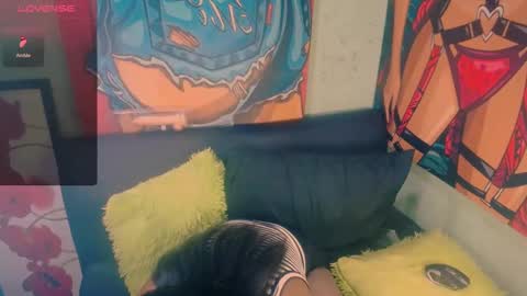 Snapshot of littleindianmilf chatting on 10, 11, 2025 littleindianmilf online show from 10, 11, 2025