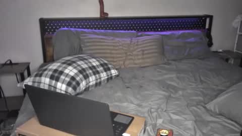 Jessie online show from 2, 1, 2025