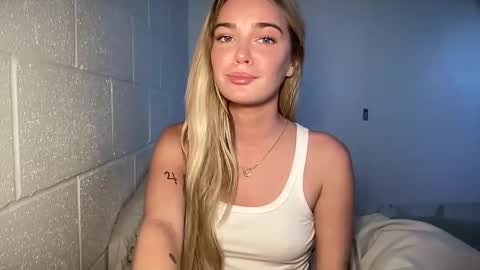 Snapshot of littlemaryjane19 chatting on 12, 2, 2025 Marciabrady online show from 12, 2, 2025