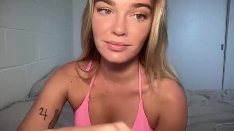 Snapshot of littlemaryjane19 chatting on 4, 3, 2025 Marciabrady online show from 4, 3, 2025