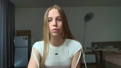 Little Molly online show from 12, 9, 2025