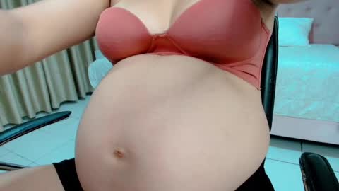 Sarahs Room online show from 23, 2, 2025