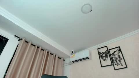 Snapshot of littlemolly_pregnant chatting on 14, 10, 2025 Sarahs Room online show from 14, 10, 2025