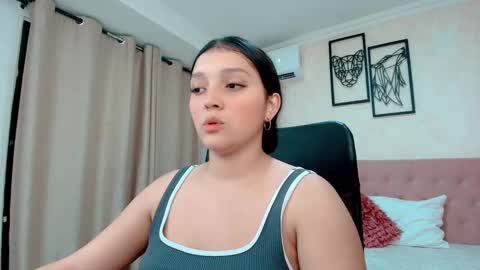 Snapshot of littlemolly_pregnant chatting on 3, 12, 2025 Sarahs Room online show from 3, 12, 2025