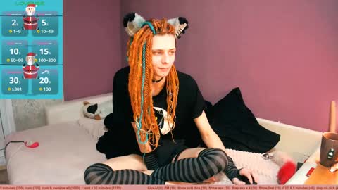 Snapshot of littlepinkcat chatting on 15, 12, 2024 Felix online show from 15, 12, 2024