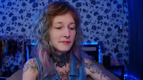 Snapshot of littlespacemouse chatting on 8, 10, 2025 Niki free tg channel with some photos gifs and info about streams online show from 8, 10, 2025