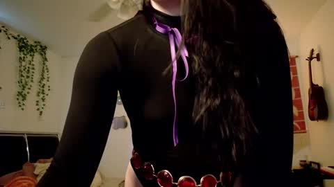 Snapshot of littlesub_e chatting on 31, 10, 2025 Eliza online show from 31, 10, 2025