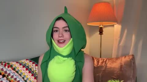 Snapshot of littlesugarpea chatting on 12, 1, 2025 Little Sugar Pea  online show from 12, 1, 2025